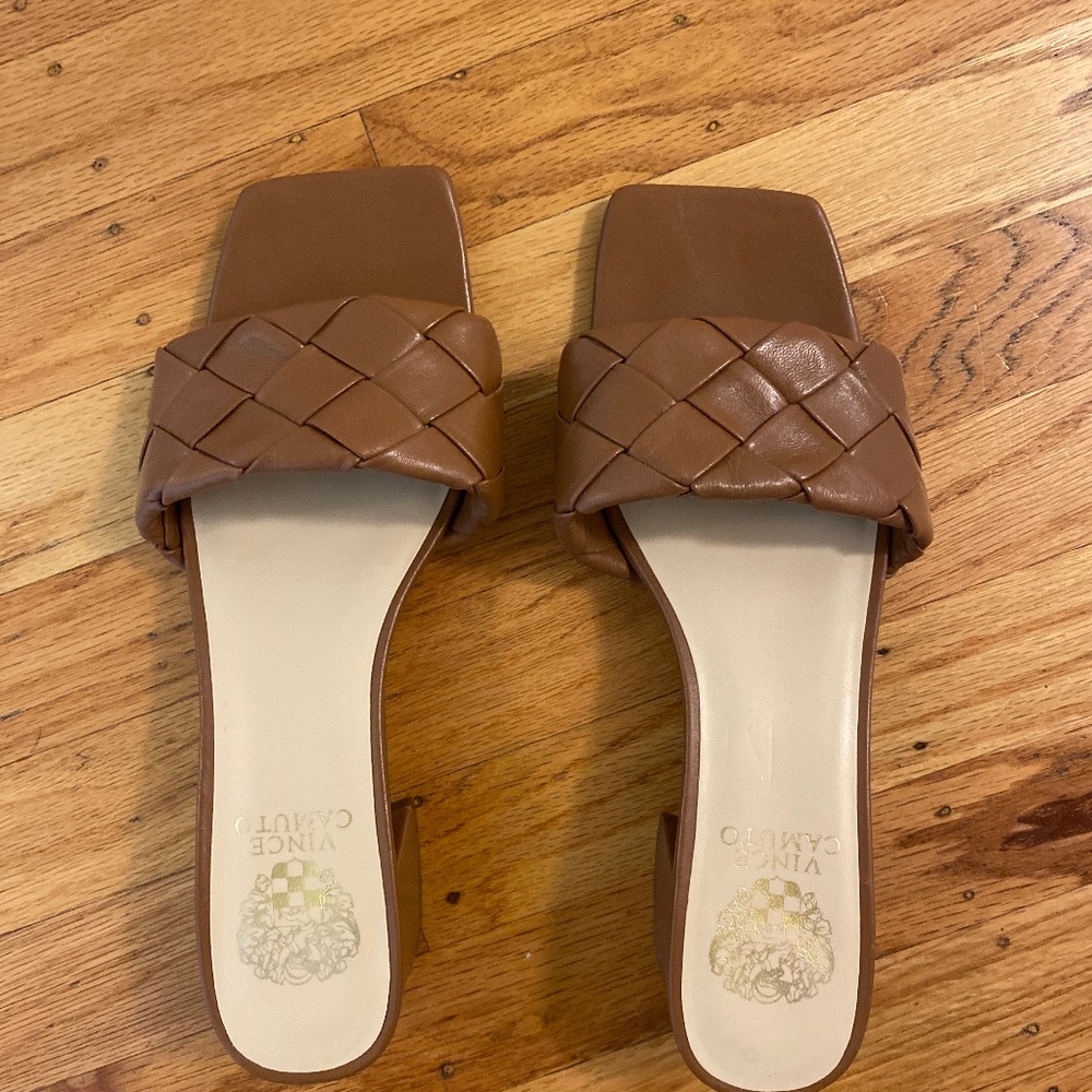 Vince Camuto heels size 9 1/2